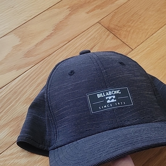 Billabong flexfit hat - Picture 3 of 6